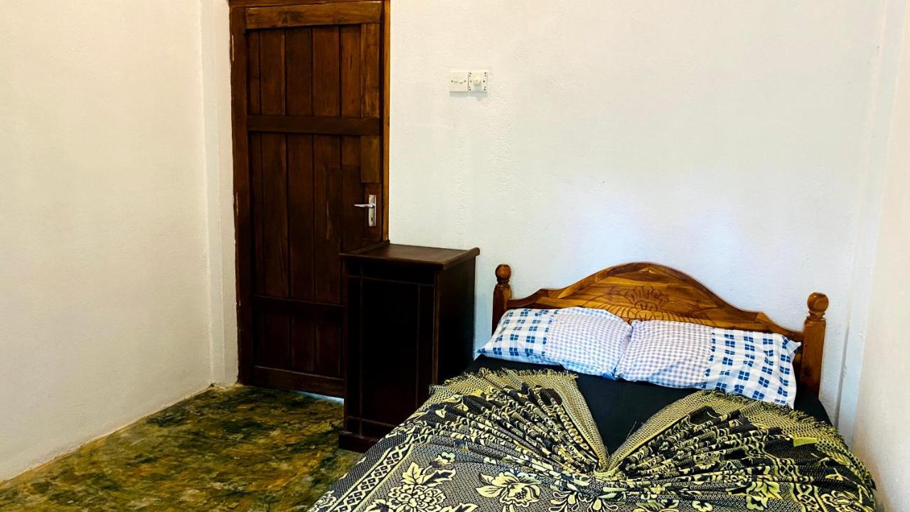 מלון מטרה Madiha Surf House Lanka מראה חיצוני תמונה